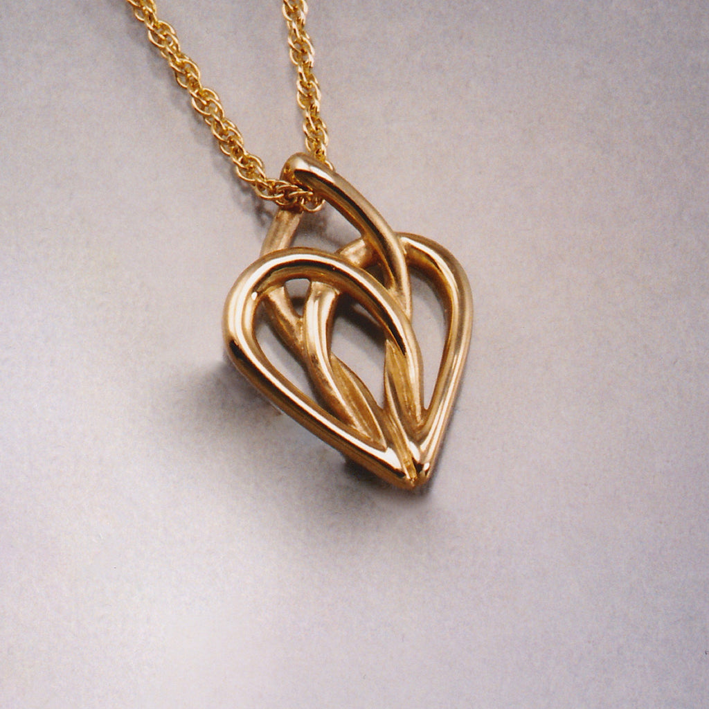 Celtic Heart Pendant, Mo Chridhe,Outlander Jewelry, Celtic Ring, Celtic Knot Ring, Celtic Designs, Celtic forms, Celtic Jewelry, Celtic Torc, Celtic Torque, Celtic Designs, Celtic Jewelery, Celtic Wedding Ring, Celtic Trinity Knot, Celtic Symbols, Celtic Crosses, Celtic Waterhorse, Celtic Pendants, Celtic Necklaces