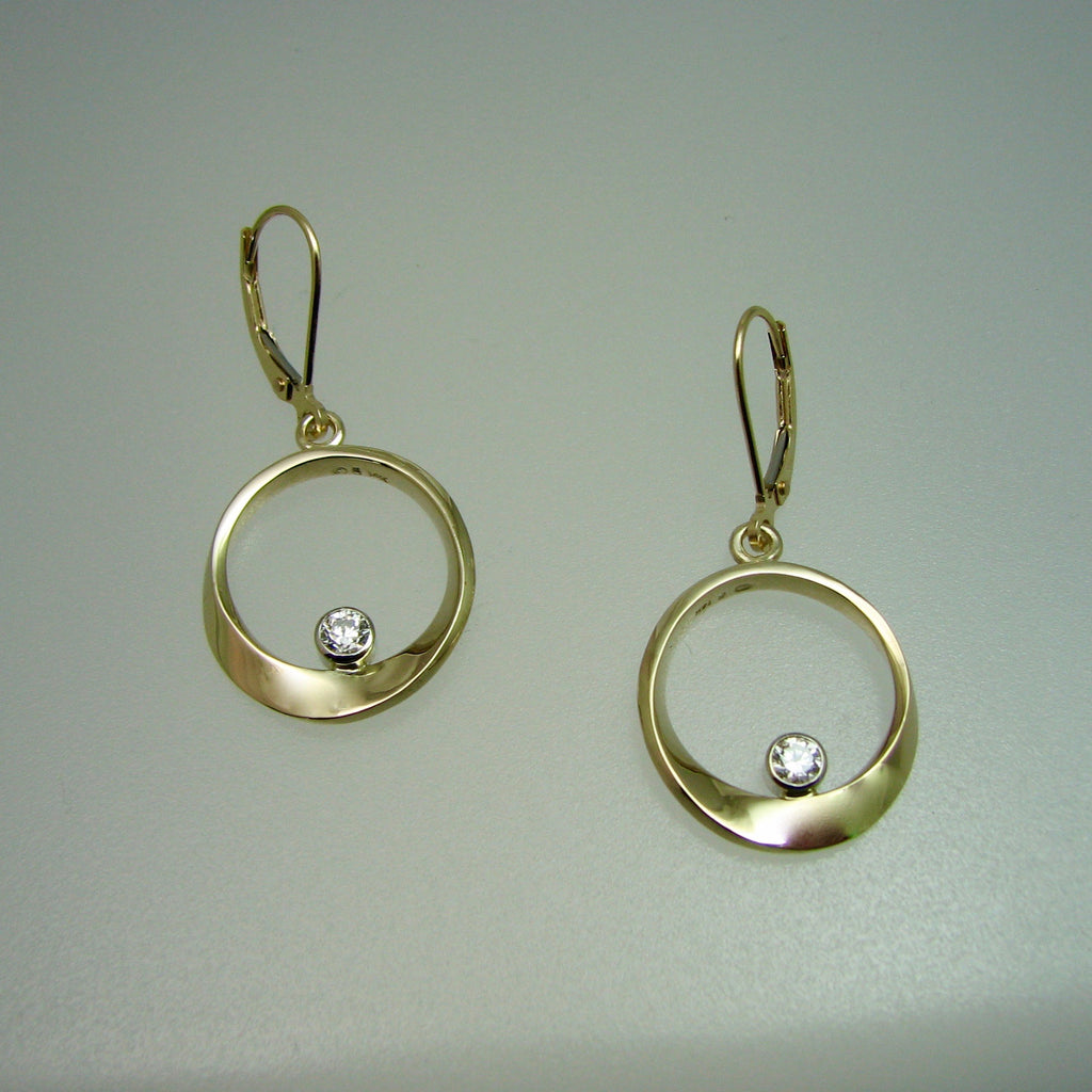 Möbius Drop Earrings w/diamonds