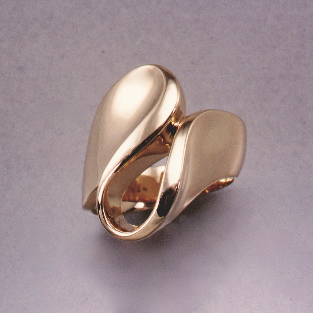 Moiré Swan Ring – Östling Jewelry Design
