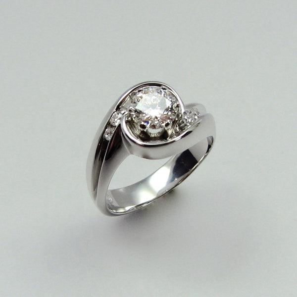 Moiré Vortex Ring – Östling Jewelry Design