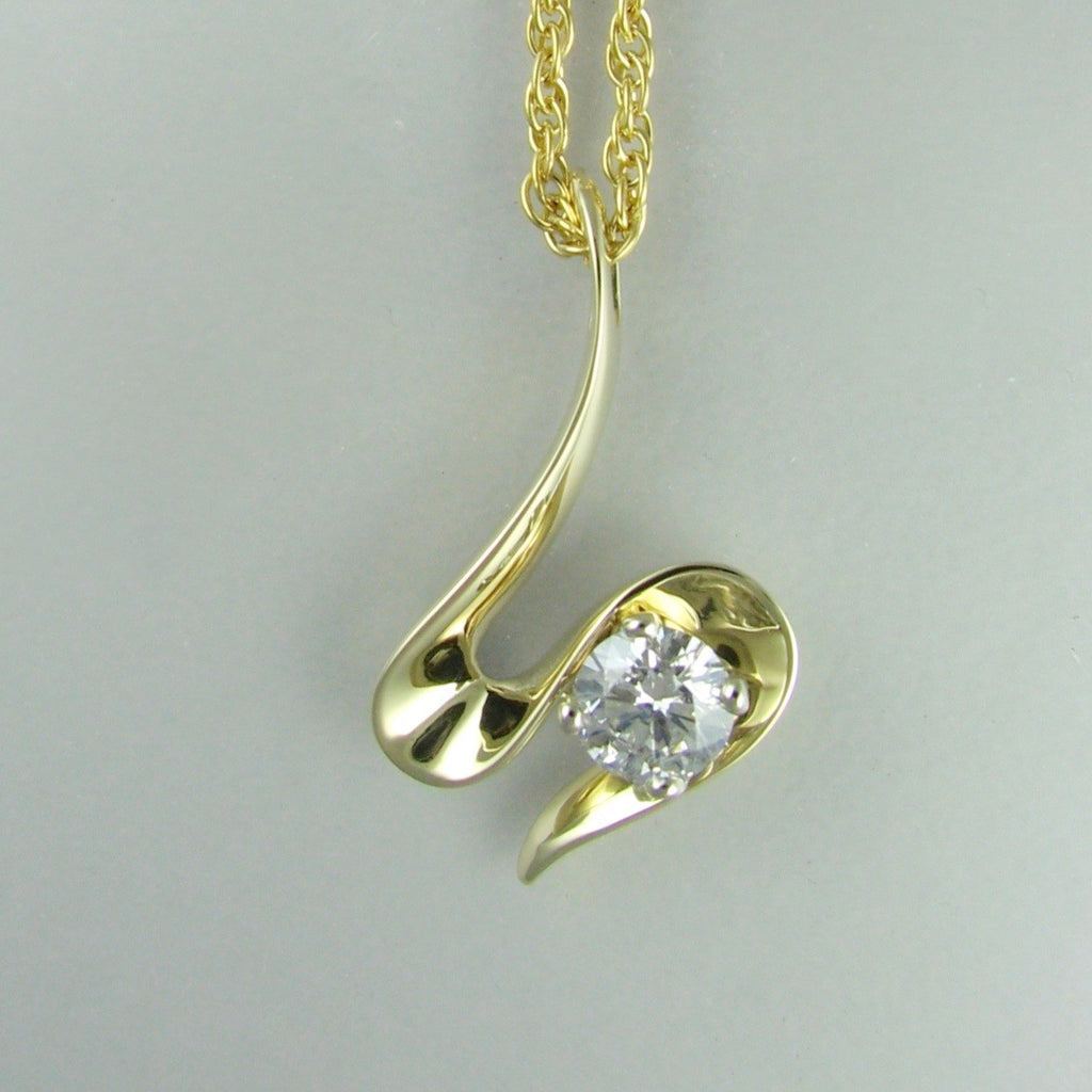 Moiré Pendant Large,Custom,custom jewelry designer,custom jewelry design, Handmade jewelry, handcrafted, fine jewelry designs, designer goldsmiths, unique jewelry designs, northwest jewelry, northwest jewelry designers, pacific northwest jewelry,
